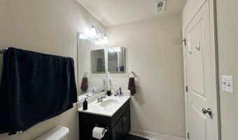 22611 WINDSOR LOCKS Sq, Ashburn, VA 20148