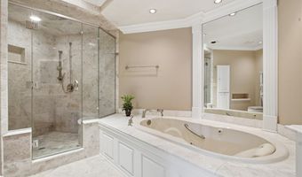 483 Concord Downs Ln, Aurora, OH 44202