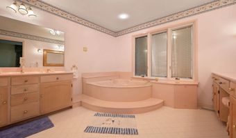 26 WINGED FOOT Ct, Dover, DE 19904