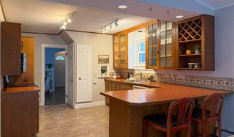 2812 Ogden Pl, Utica, NY 13501