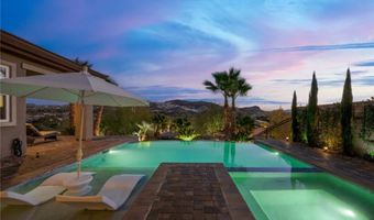 17 Reflection Cove Dr, Henderson, NV 89011