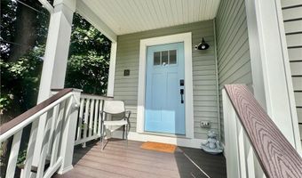 20 Robert Ave, Warwick, RI 02818