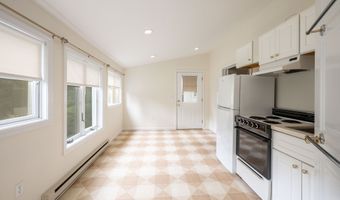 117 Long Meadow Hill Rd, Brookfield, CT 06804