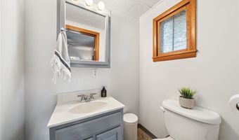 1940 S 18th St, Airville, PA 15203