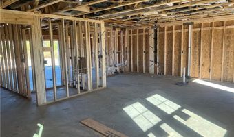 18 Coachman Ln, Autryville, NC 28318