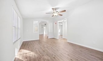 1809 Rosemary Cir, Bell, FL 32619