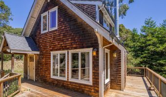 925 Old Farm Ln, Aptos, CA 95003