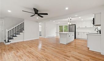 253 Biscuit City Rd, Charlestown, RI 02813