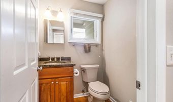 2460 Mershon Dr, Ann Arbor, MI 48103