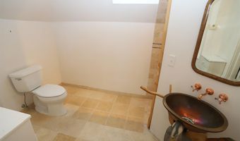 968 Centebar Rd, Albany, VT 05845