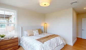 1 Longview Dr 106, Atkinson, NH 03811