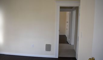 47 Gem Ave, Bridgeport, CT 06606