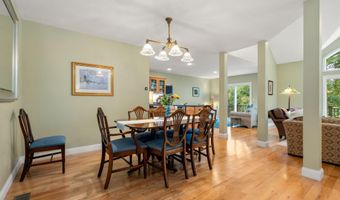 34 Turnberry Rd 34, Bourne, MA 02532