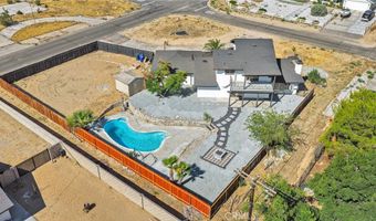 14204 Tehachapi Rd, Apple Valley, CA 92307