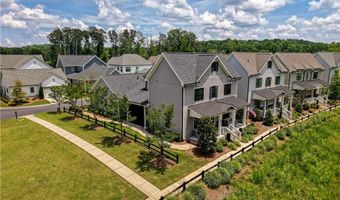 6410 Halcyon Garden Dr, Alpharetta, GA 30005