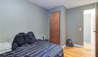 270 Woodward Ave, East Providence, RI 02914