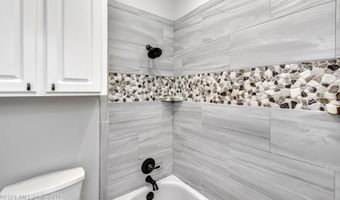 85 Eastgate Dr, Brandon, MS 39042