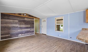 30120 N 1st St, Athol, ID 83801
