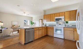 8712 SW WAKKILA Ter, Beaverton, OR 97007