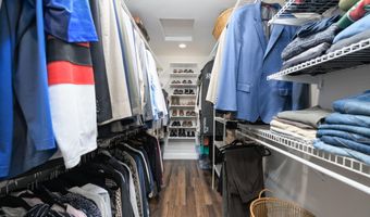 816 Wedgewood Cir, Belford, NJ 07718