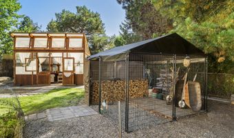 21081 Gardenia Ave, Bend, OR 97702