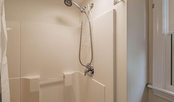 95 Loop Rd, Acton, ME 04001