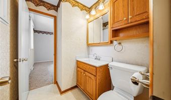 1118 Terrell Dr, Akron, OH 44313