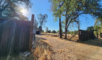 16880 Laverne Ln, Anderson, CA 96007