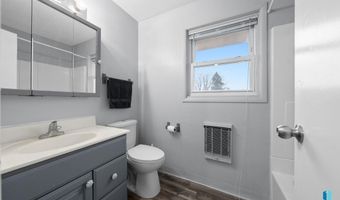 101 N Pipestone St 4, Brandon, SD 57005