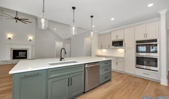 20859 Lakewood Dr, Athens, AL 35611