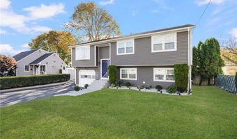 54 Salem Ave, Cranston, RI 02920