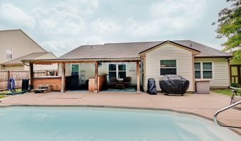 7372 Oakview Dr, Avon, IN 46123