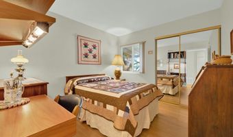 6050 Henderson Dr 16, La Mesa, CA 91942