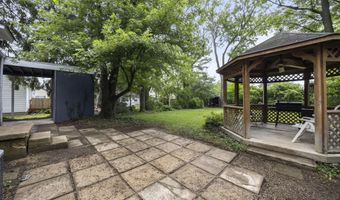 237 Maple Dr, Columbus, OH 43228