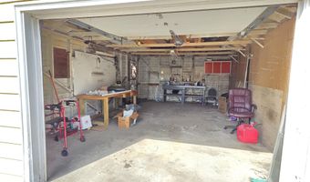 418 N Lloyd St, Aberdeen, SD 57401