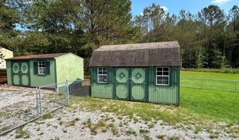 1135 OLD HOMESTEAD Rd, Big Sandy, TN 38221
