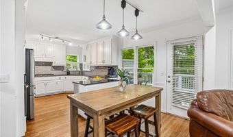 706 Braidwood Rdg NW, Acworth, GA 30101