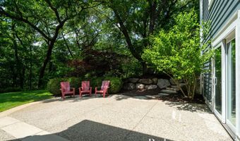 1977 EMERALD GLEN Ct NE, Ada, MI 49301