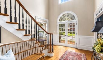 6301 Indian River Dr, Peachtree Corners, GA 30092