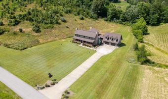 8 Abby Ln, Barboursville, WV 25504