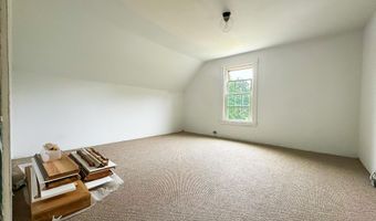 1 Mosley Rd, Standish, ME 04084