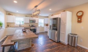 405 Ridge Ave, Aurora, IN 47001