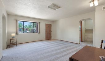 2729 Aliso Dr NE, Albuquerque, NM 87110