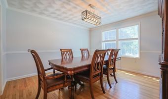 71 Francis Ave, East Providence, RI 02915