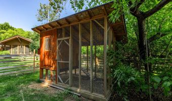 550 Crowson Rd, Ashland, OR 97520
