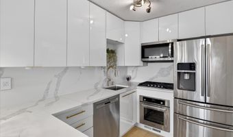 5225 POOKS HILL Rd 715N, Bethesda, MD 20814