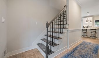 4 Harpoon Dr, Barnegat, NJ 08005
