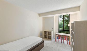 1401 N RHODES St N 406, Arlington, VA 22209