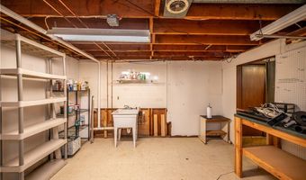 1788 Lancaster Dr, Austintown, OH 44511