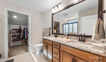 180 Moravian Ct, Advance, NC 27006